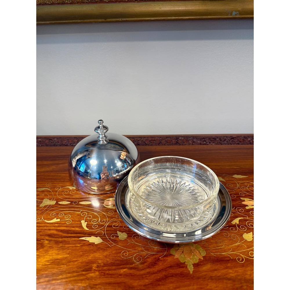Vintage Silverplate Butter Dish with Glass Insert • Covered Butter Server - Picture 5 of 16
